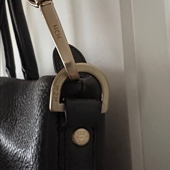 MCM Black Embossed Pebbled Leather Large Convertible Tote Bag 🖤🖤🖤 - Picture 8 of 15